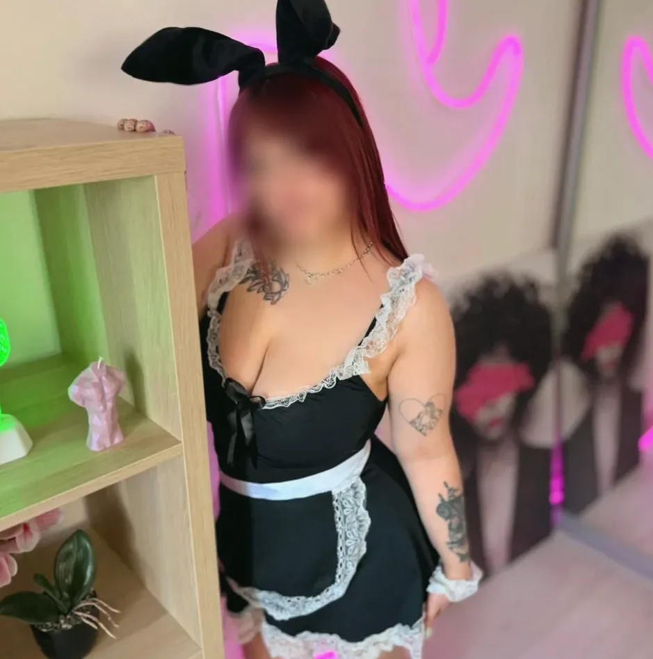Jacqueline, 22