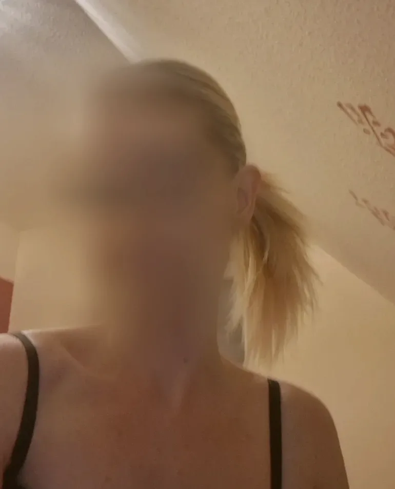 Jette, 28