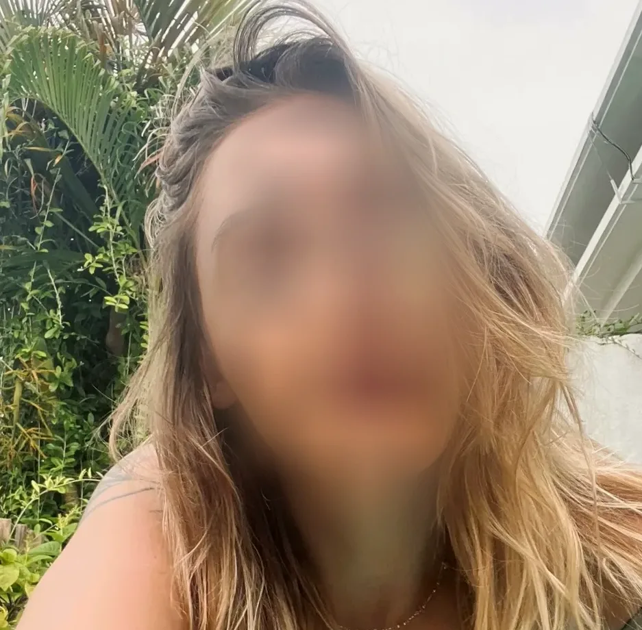 Kira, 26