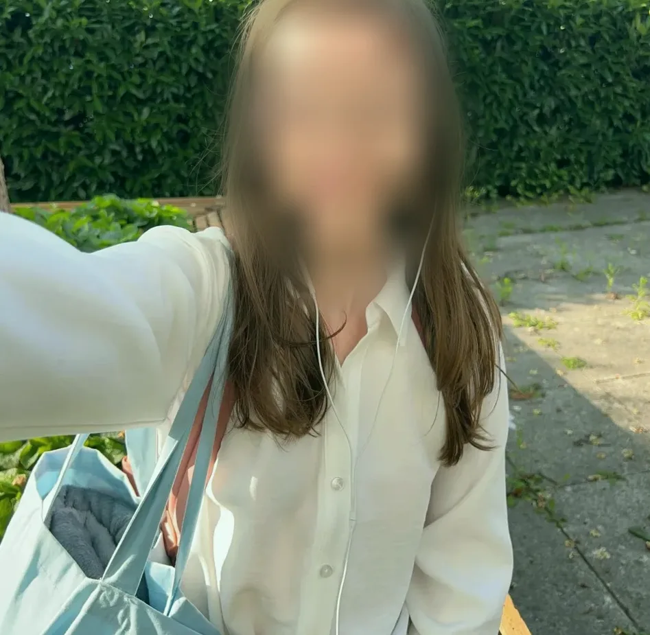 Meike, 22